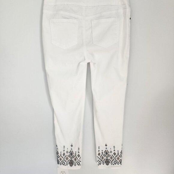 Chico's Beaded Pull-on Ankle Jegging, Chico's size 0, Like New - Picture 5 of 9